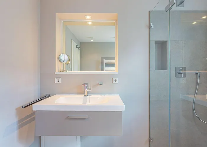 Muck's Blick Sued - Eg * Goting